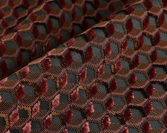 Zwaargewicht rood brons olijf geometrisch verhoogde snit fluwelen bekledingsstof voor stoel| Glad aanvoelende viscosemix hoogwaardige meubelstof