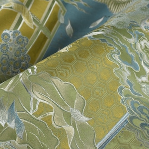 Designer Heavyweight Chartreuse Green Vintage Chinoiserie Chic Botanical Floral Brocade Upholstery Fabric Drpaery Fabric For Chair Curtain