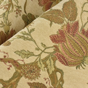 Mid Century Modern Beige Green Red Chenille Floral Jacquard Upholstery Fabric For Chair|Vintage Floral Woven Fabric For Couch Cushion Pillow