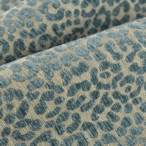 Green Leopard fam 』by Zuberi 60*60cm（Green Leopard fam 好