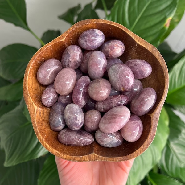 One Lavender Rose Quartz Tumbled Stone