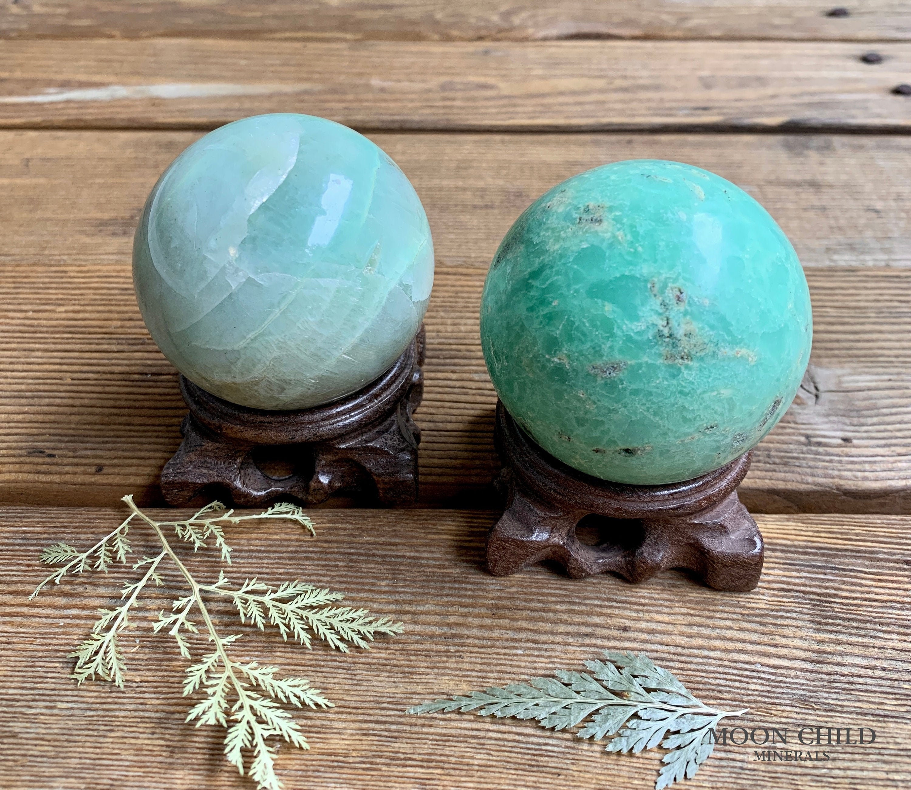 One Extra Large Wooden Sphere Stand