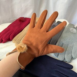 Thermo Gloves for Women, Warm, Soft, Stretchable, Heat Generating Gloves.