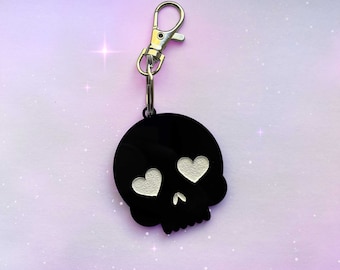 Porte-clés acrylique de coeur de crâne, accessoire d'Halloween, porte-clés mignon de coeur de crâne