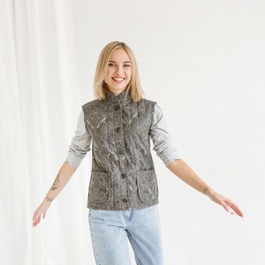 Women Quilted Linen Vest AVA, Sleeveless Linen Vest with Wool Insulation, Button Up Waistcoat, Short Vest for Women, Vintage Style Waistcoat