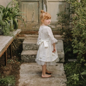 Ready to ship, Wedding flower girl‘s linen and tulle dress with ribbon, baby girl‘s / toddler‘s birthday dress