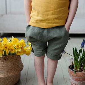 Kids‘ baggy linen pants for summer, toddler girl‘s / boy‘s pull on linen shorts, baby‘s organic linen harem pants, children‘s linen trousers