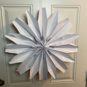 Version E.2pc Sac en papier fait main étoile/étoile de fenêtre/flocon de neige/étoile suspendue pour la maison et toute l'année