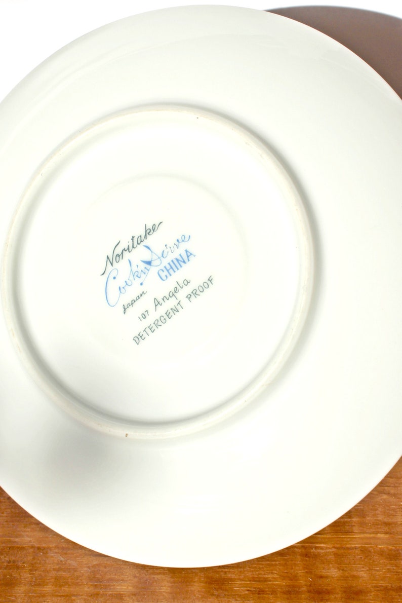 Teacup and saucer bird feeder Handmade gift for mom Unique image 7