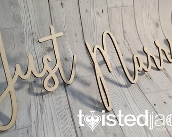Natural Wooden 'Just Married' Text  Natural Letter Sign Plaques Wedding Party Home Decor