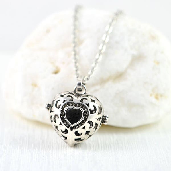 Heart Diffuser Aromatherapy Necklace Lava Stone for Essential Oils, Gorgeous Lava Heart Locket Silver Filigree Oil Diffuser Pendant Necklace