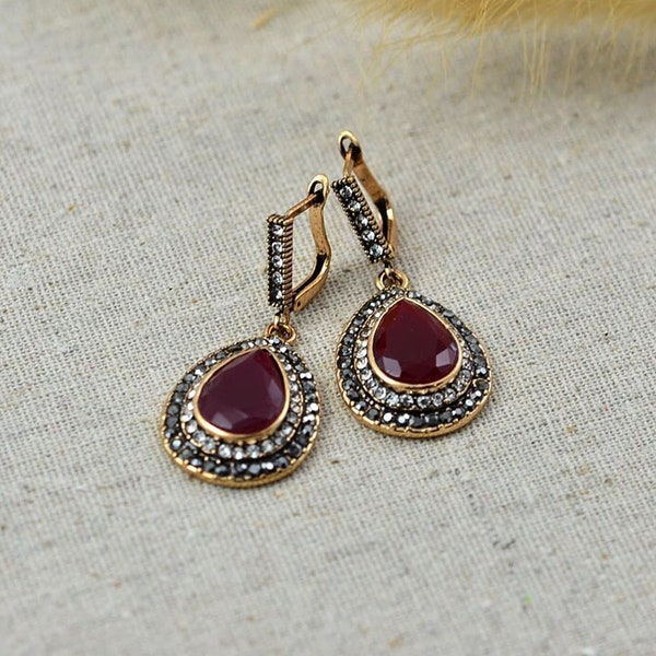 Ruby Teardrop Earrings, Red Crystal Gold Bridal Earrings Jewellery, Vintage Red Indian Style Earrings, Elegant Dangle Earrings