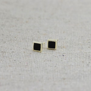 Dainty Sterling Silver Black Square Stud Earrings Jewellery, Black Stud Earrings, Hypoallergenic Elegant Silver Stud Minimalist Earrings