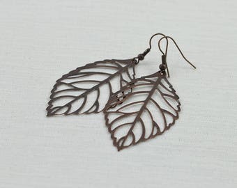 Lightweight Rustic Copper Leaf Earrings, Modern Antique Copper jewellery, Nature Drop Dangle Earrings, Everyday Light Earrings Jewellery