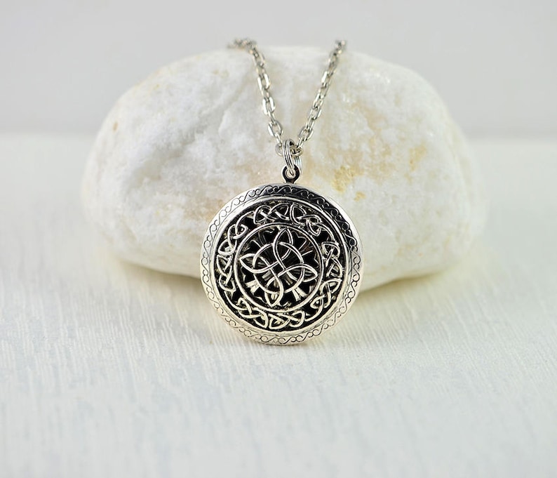 Celtic Knot Aromatherapy Necklace Diffuser Essential Oils Etsy Australia