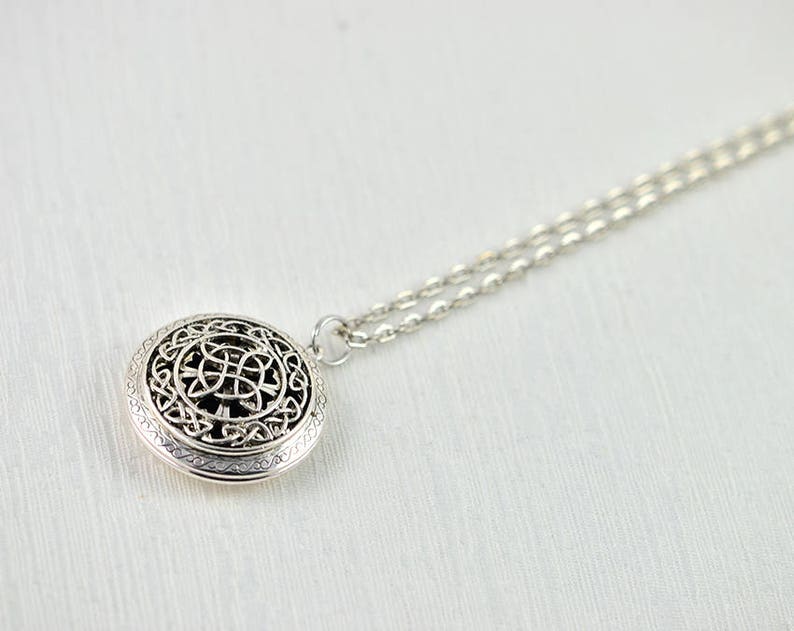 Celtic Knot Aromatherapy Necklace Diffuser Essential Oils Etsy Australia