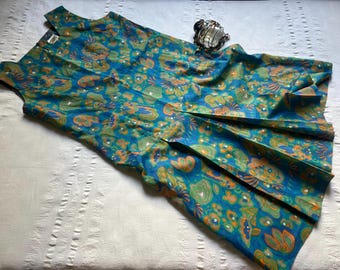 Gorgeous Vintage French Floral Dress Medium Large Workwear Dress Flowers Vibrant colors Retro Brand Tergal 2263