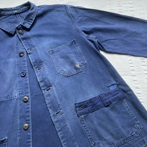 Vintage French Work Jacket Pit 21&quot; Faded Darned Patched Repaired Workwear Work Wear Chore coat Worker Peasant Mended Small Medium 1718