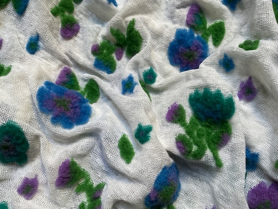 Vintage Linen & Wool Floral Wrap Shawl Scarf Spir… - image 2