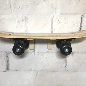 Skateboard Art Open Shelf / Skateboard Kids Room Decor / Cool Wall Shelves Home Decor Skateboard Shelf / Teenager Gift