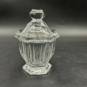 Baccarat France Crystal kleine pot gelei/kruiderij met deksel 4 1/4" H