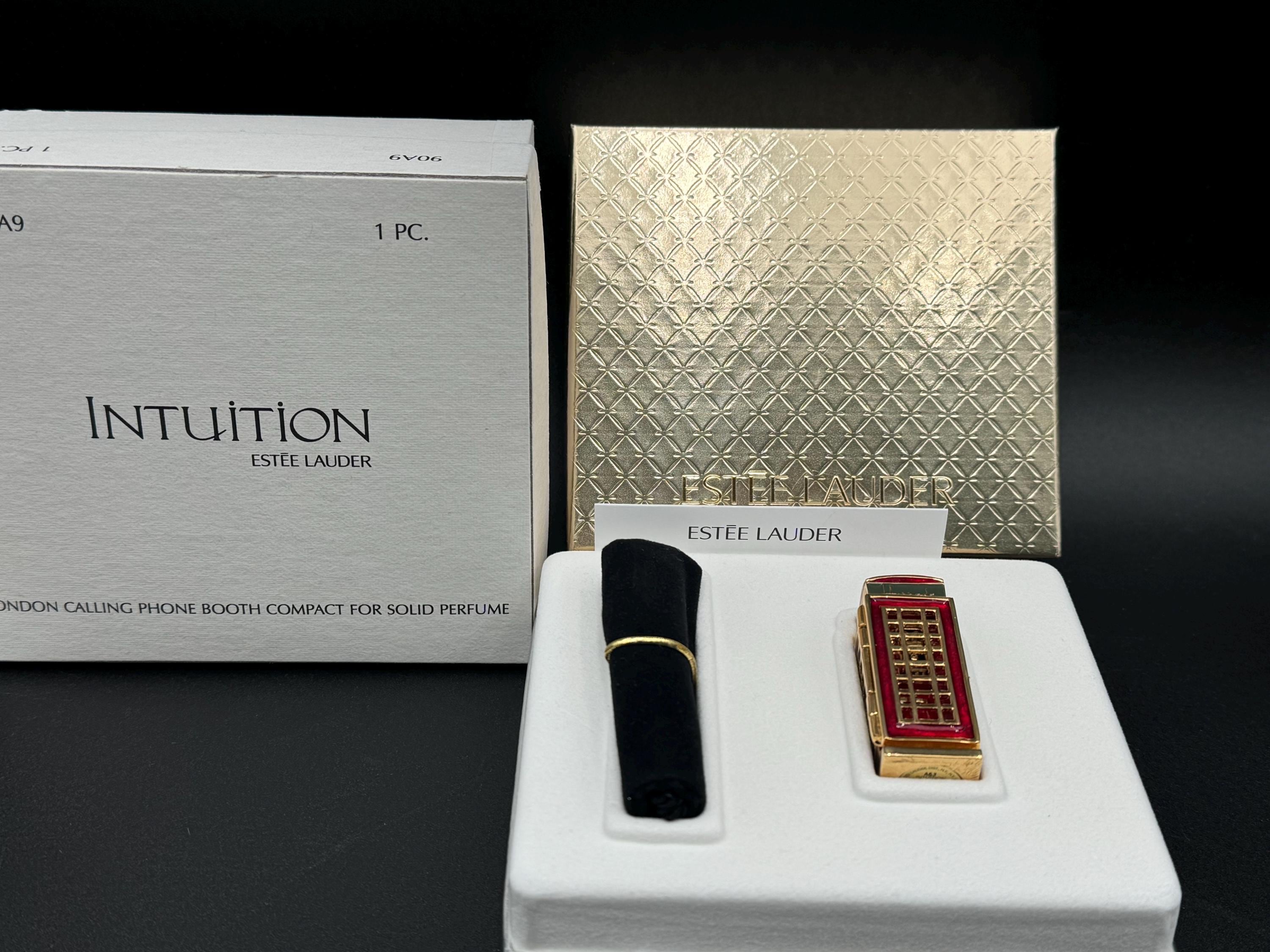 【ESTĒE LAUDER】ソリッドパフィーム　ドロップ　イントゥイション ESTĒE LAUDER】ソリッドパフィーム ドロップ イントゥイション 【公式