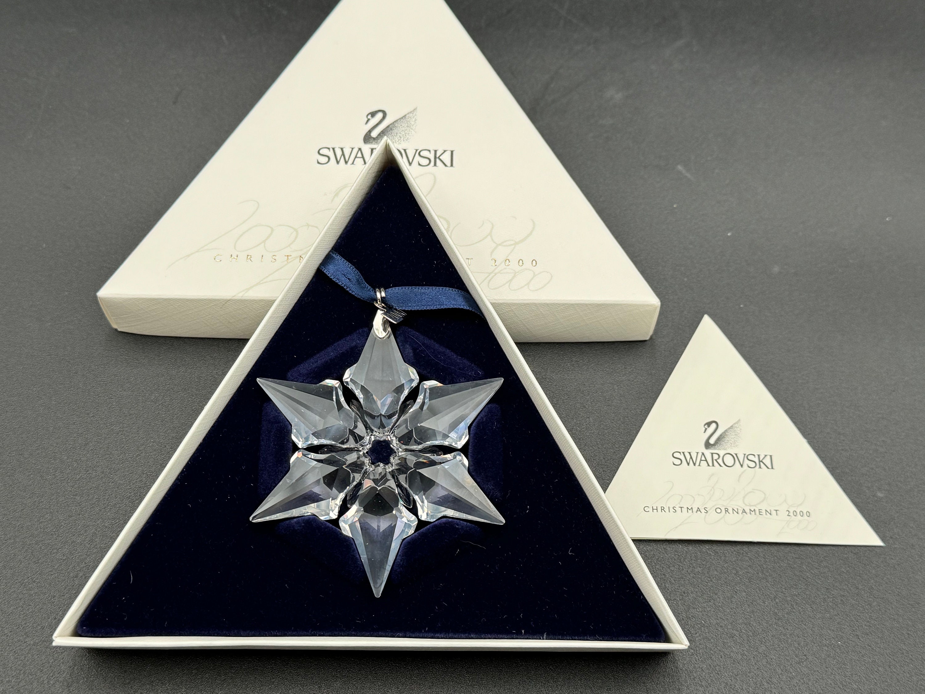 Swarovski Crystal 2000 Snowflake Annual Christmas Ornament MIB