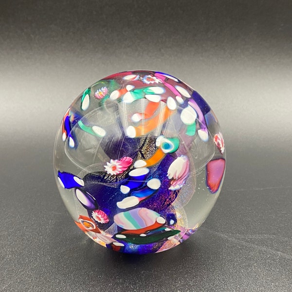 1993 Bruce Freund Art Glass Multi-Color Swirl Design Scattered Millefiori Paperweight Sculpture 3 1/2” H Signed