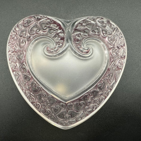 Lalique France Crystal Purple Heart Shaped Trinket Dresser Jewelry Box Ex+ Condition