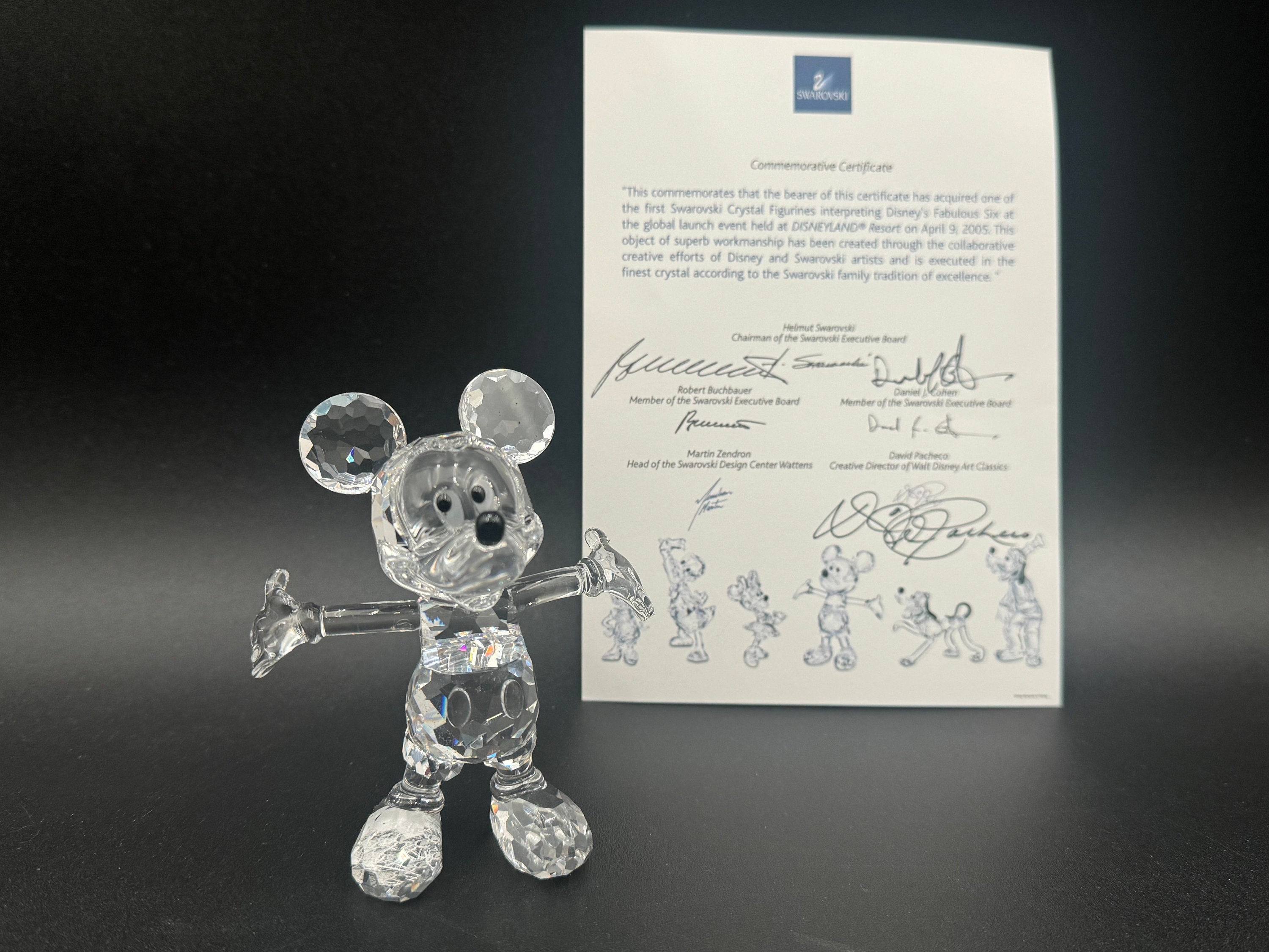 Swarovski Crystal Disney “mickey Mouse” Sculpture Figurine 687414