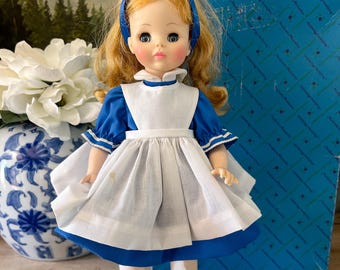 Vintage Madam Alexander Alice Doll: #1552 Collectible with Original Box