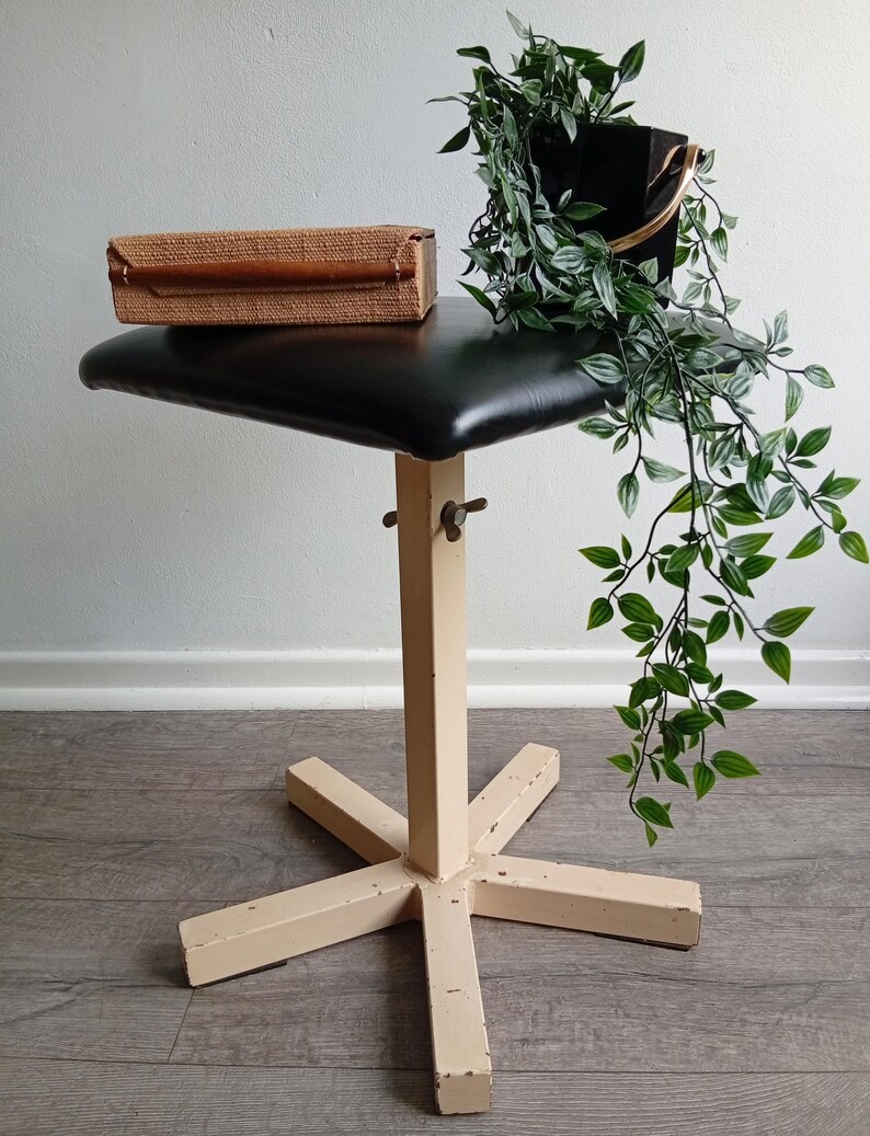Industrie Werkstatt Hocker Vintage Loft Sternfuß Mid Century 60er 70er schwarz beige image 14