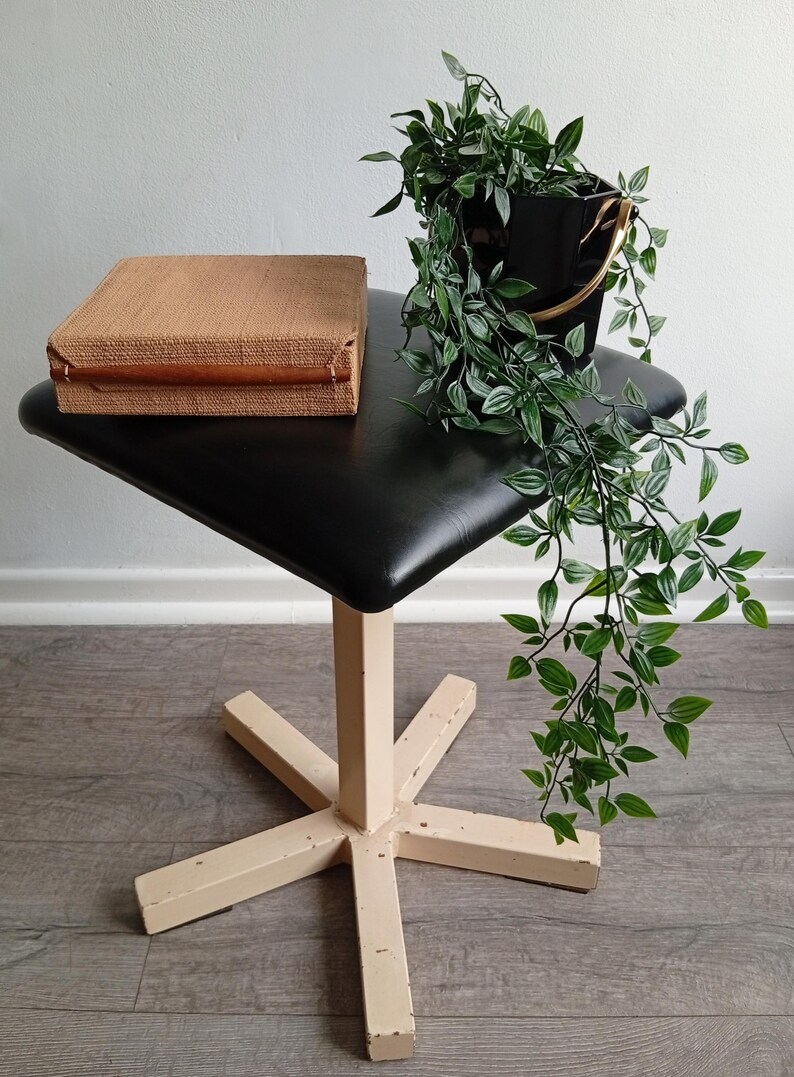 Industrie Werkstatt Hocker Vintage Loft Sternfuß Mid Century 60er 70er schwarz beige image 16