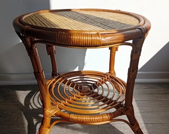 Bambus Beistelltisch mit Rattan Geflecht rund vintage Pflanzenständer vintage made in Italy mid Century design Boho 60er Deko