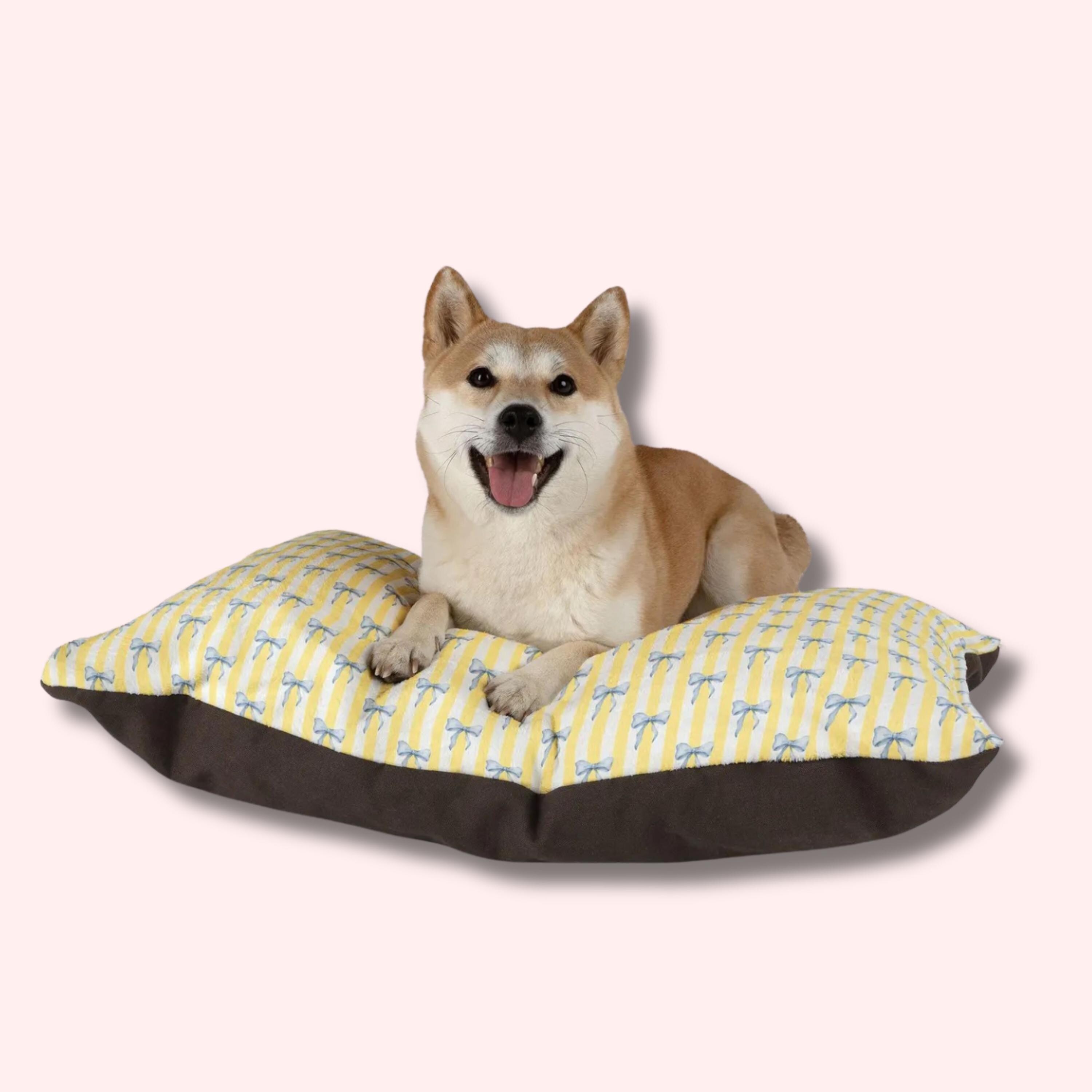 Coastal Grandmother Cat Bed