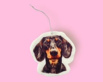 Dachshund Car Freshener | Dachshund Gift | Pet Lover Accessories | Perfect Gift for Dog Lovers | Dog Lover Gift | Sausage Dog Car Freshie