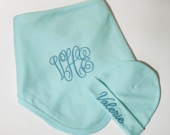Conjunto de manta y gorro de bebé personalizados: regalo monogramado para recién nacidos