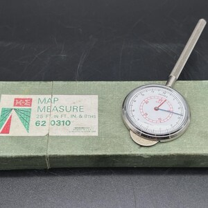 Strumento opisometro vintage Keuffel & Esser Map Measure 62 0310 del 1966 con scatola originale.
