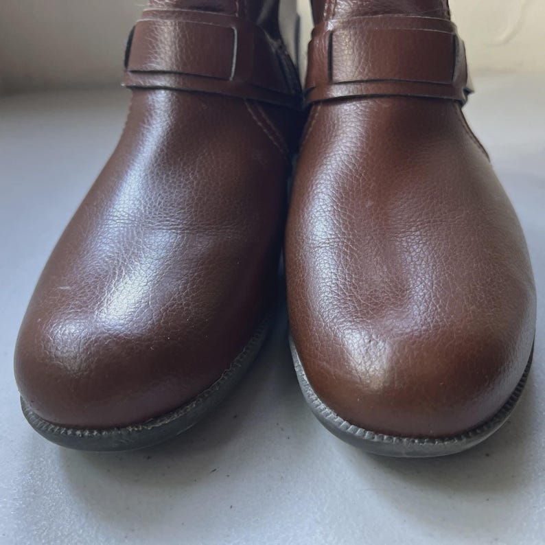 VTG Clarks Riddle Avant Bottines moto en cuir marron Chaussures à boucle taille 8,5 image 7