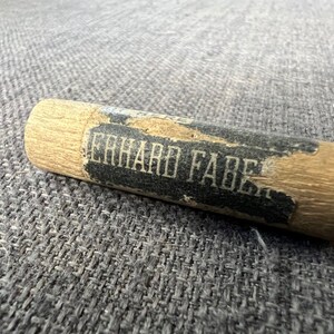 Mines vintage EBERHARD FABER Mongol HB en tube de bois 3010 / 18