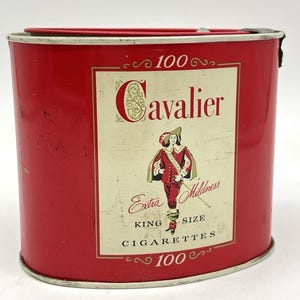 Vintage Cavalier 100 EXTRA MILDNESS King Size Cigarettes Metal Tin Tobacco Case