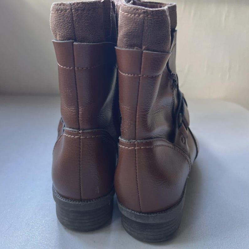 VTG Clarks Riddle Avant Bottines moto en cuir marron Chaussures à boucle taille 8,5 image 8
