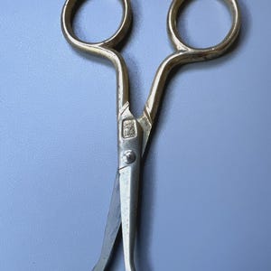 Vintage Solingen tysk dubbel palmträdssax med näshår, guldhandtag 3,5"