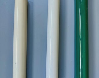 Azulejos de cerámica vintage Pratt Larson, semicirculares, cuartos de círculo, con borde verde crema - Juego de tres (3)