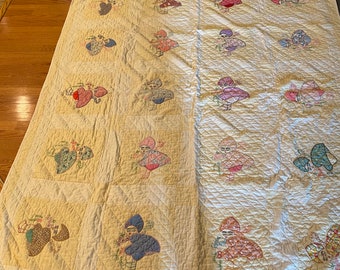 1940’s child appliquéd quilt