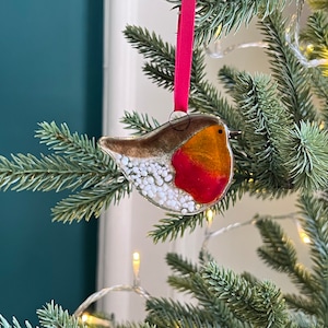 Wee Robin Fused Glass Decoration