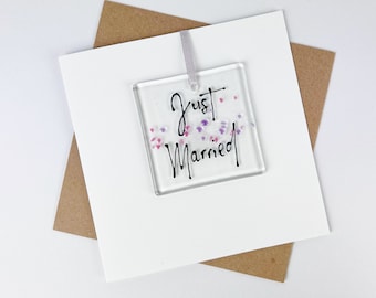 Just Married Card with Detachable Fused Glass Decoration