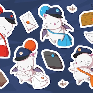 Könnte beinhalten: Eine Sammlung von Cartoon-Aufklebern mit weißen katzenartigen Kreaturen mit Fledermausflügeln, die Postbotenuniformen tragen. Die Aufkleber enthalten Umschläge, Holzkisten und orangefarbene Kugeln, alles vor einem dunkelblauen Hintergrund.