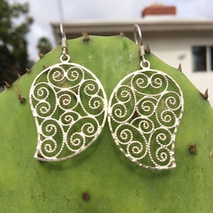 Pendientes colgantes de filigrana de plata de ley Taxco