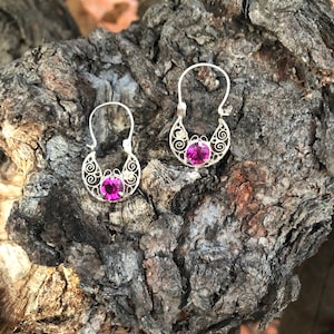 Aretes Mexicanos Oaxaca ~ Arracadas Pequeñas Niña Filigrana Plata Esterlina con Piedra Roja